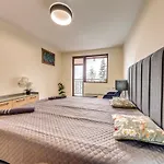 Apartment 1bd Mountain Getaway In With Parking By Flat Mаnager *