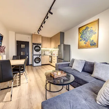 1bd Mountain Getaway In With Parking By Flat Mаnager * بامبوروفو