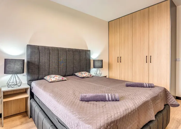 1bd Mountain Getaway In With Parking By Flat Mаnager * بامبوروفو